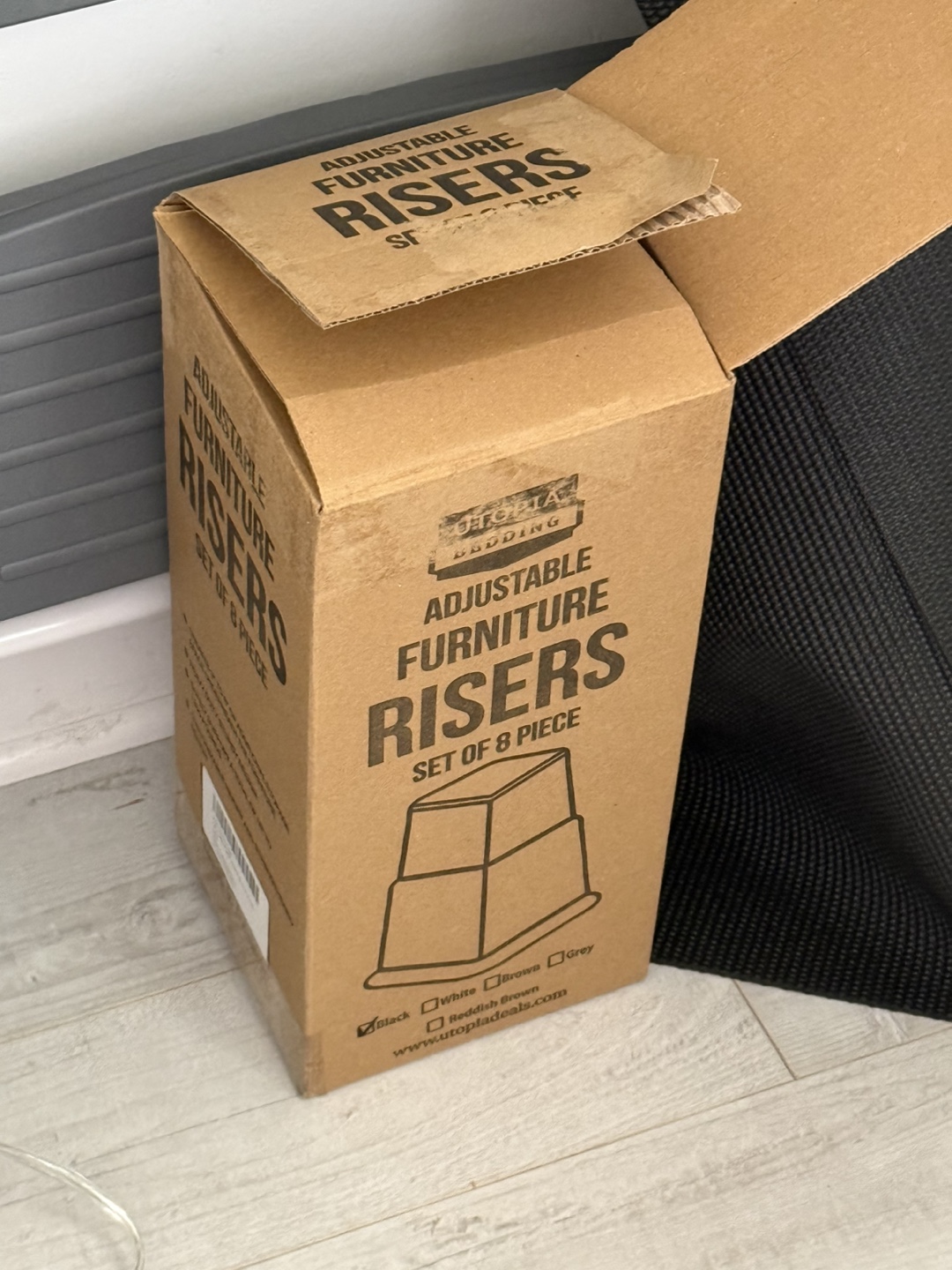 Set of 8 Adjustable Furniture Risers 💚