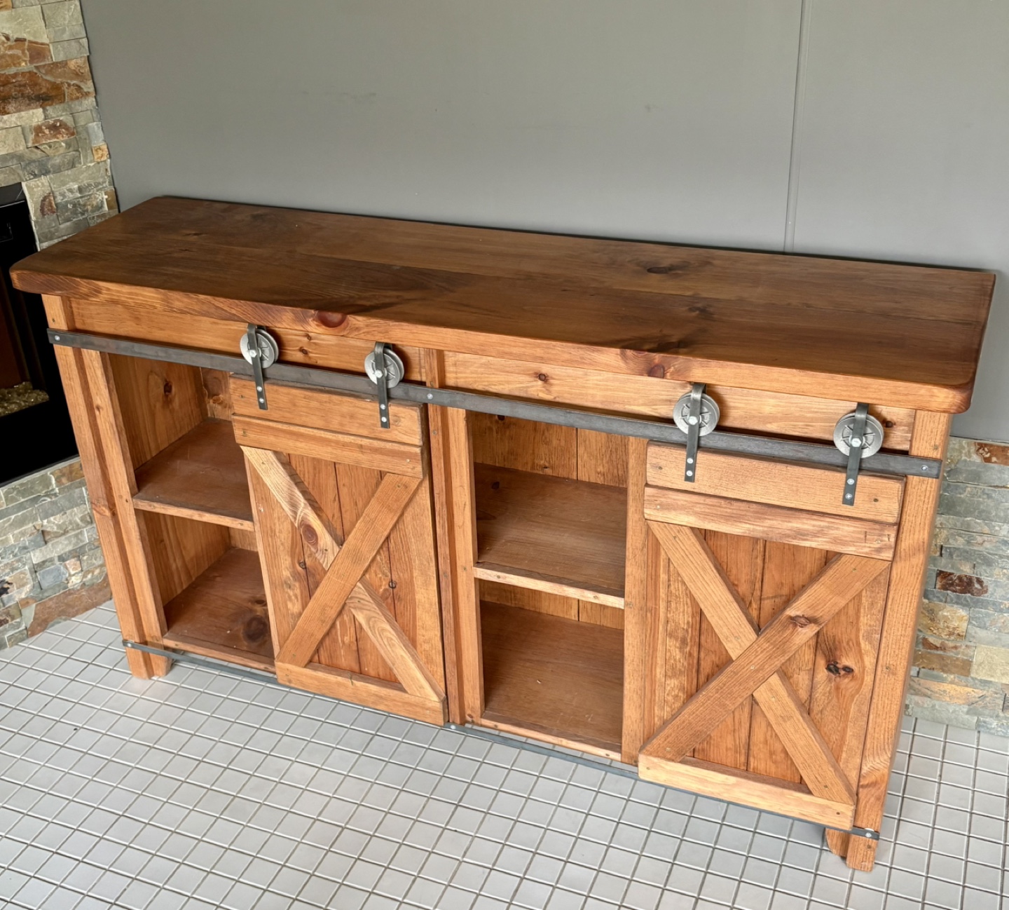 Amish Pine Sideboard Console w/ Barn-Style Sliding Doors - photo 2
