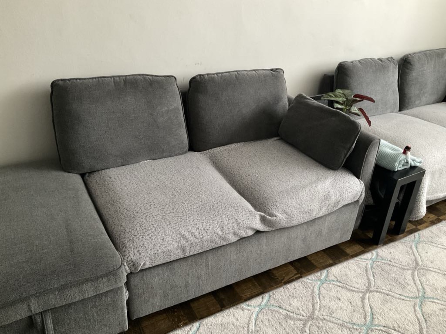 Leon's Portland Sectional Sofa - Grey - photo 4