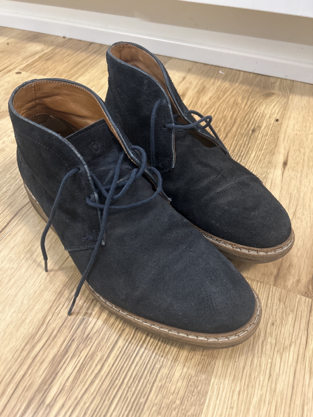 Men's Navy Suede Chukka Boots
