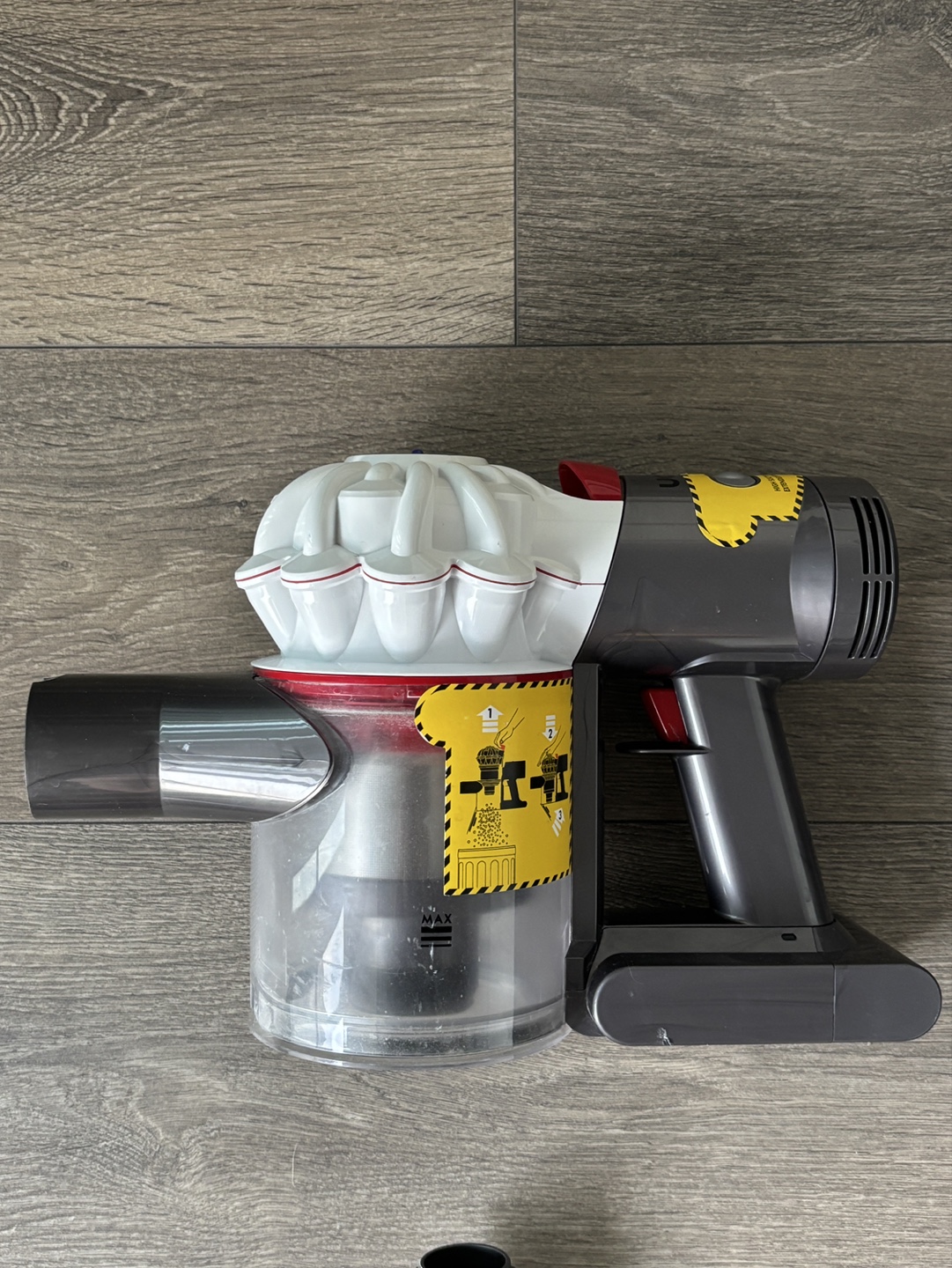 Dyson V7 Cord-Free Vacuum Cleaner - photo 2