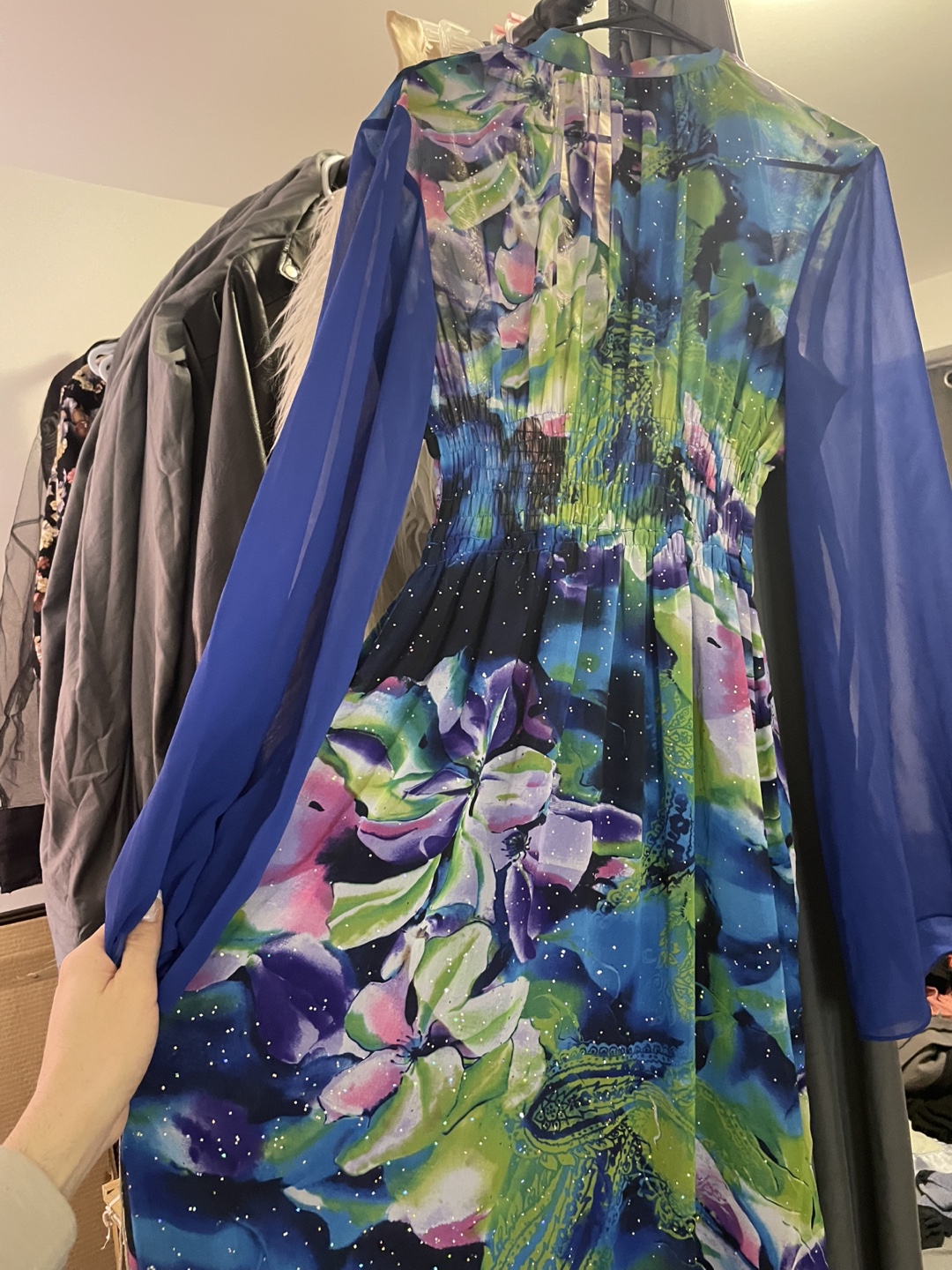 Stunning Floral Maxi Dress with Sheer Sleeves - photo 2