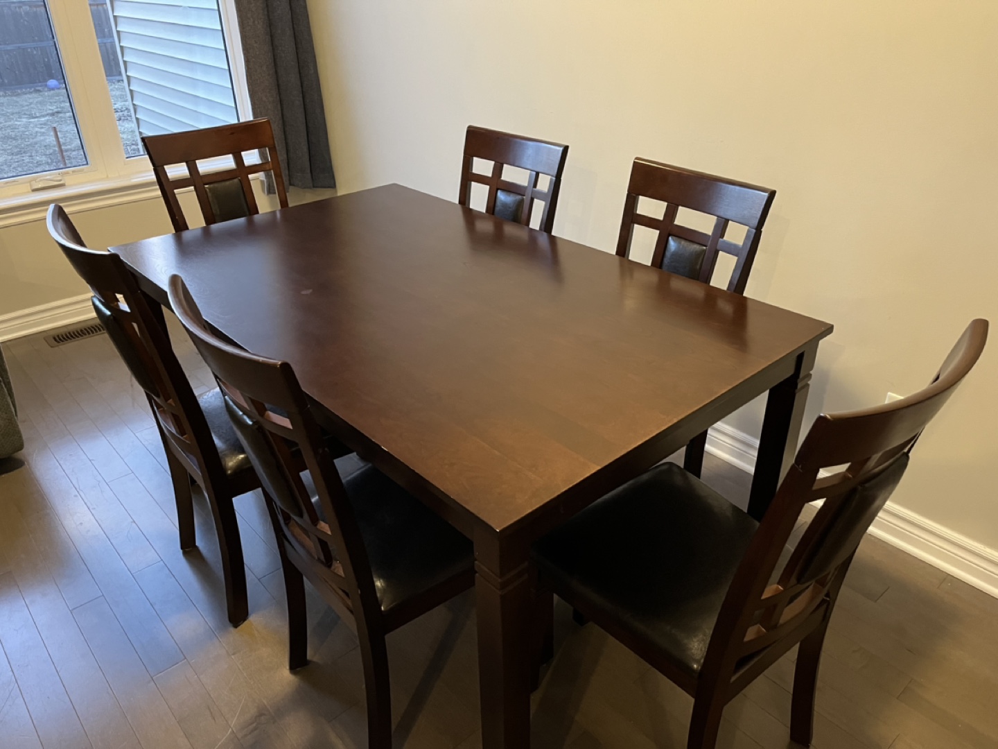 7-Piece Dining Set - Solid Wood Table & Chairs - photo 2