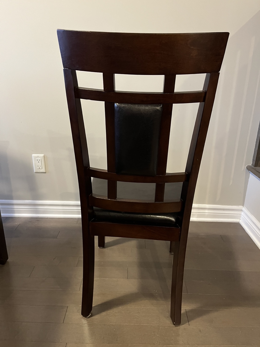 7-Piece Dining Set - Solid Wood Table & Chairs - photo 3