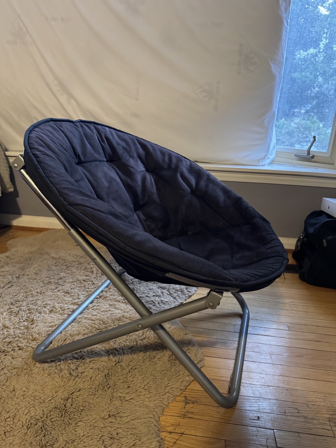 2 Black Foldable Round Chair - photo 2