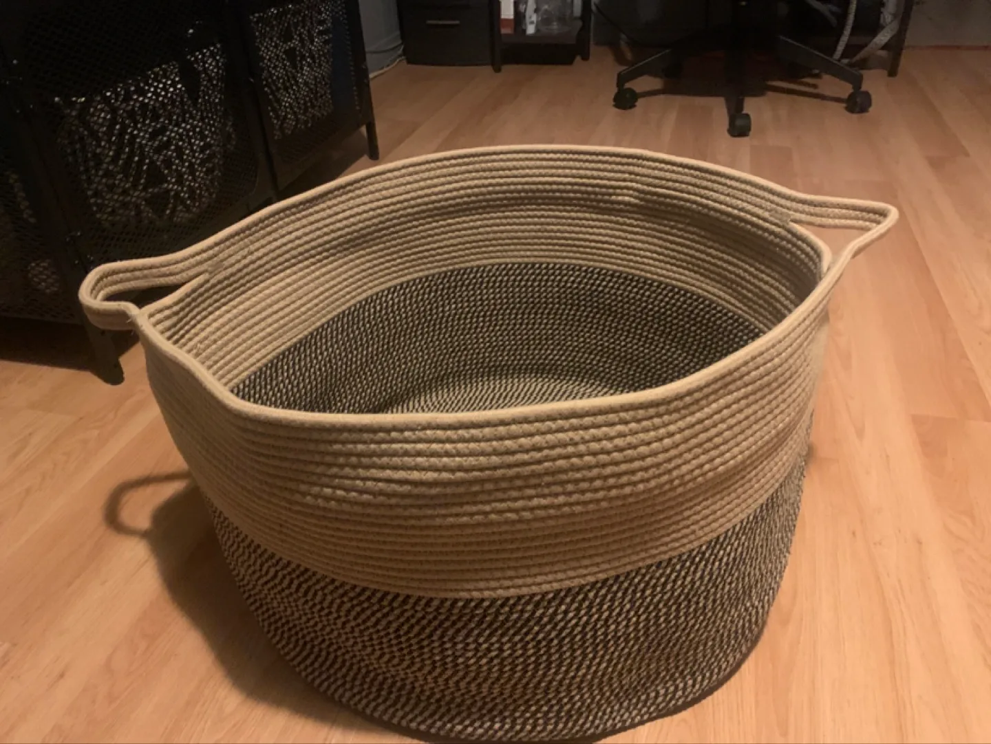 Large Woven Storage Basket with Handles image indicator(3)