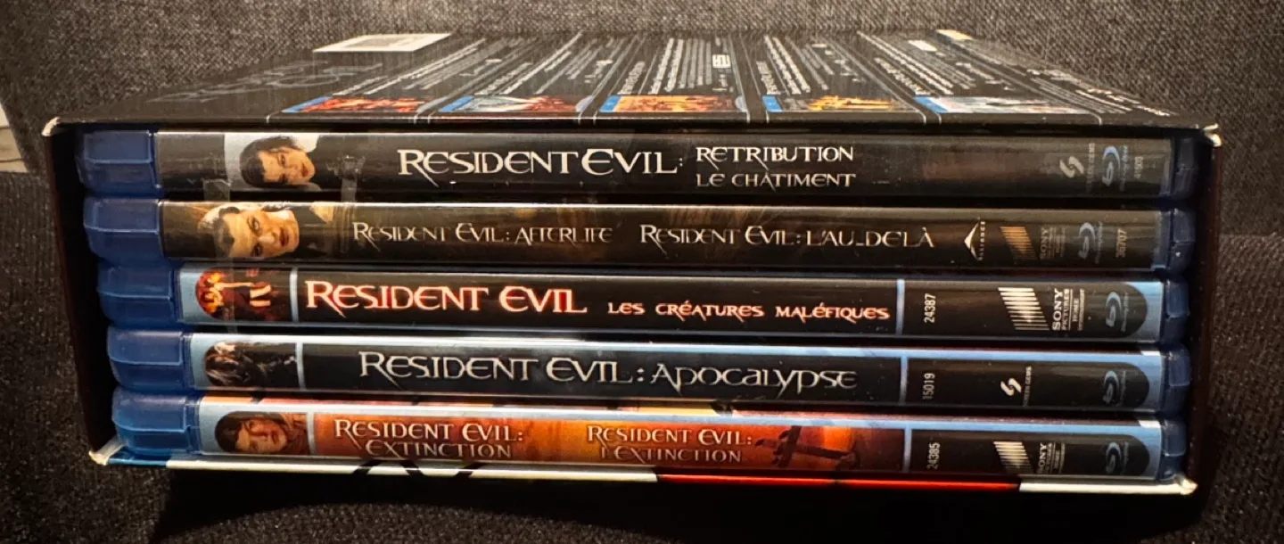 Resident Evil Collection Blu-ray - Milla Jovovich image indicator(3)