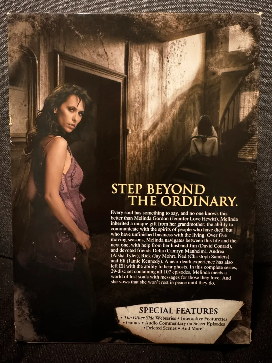 Ghost Whisperer: The Complete Series DVD image indicator(2)