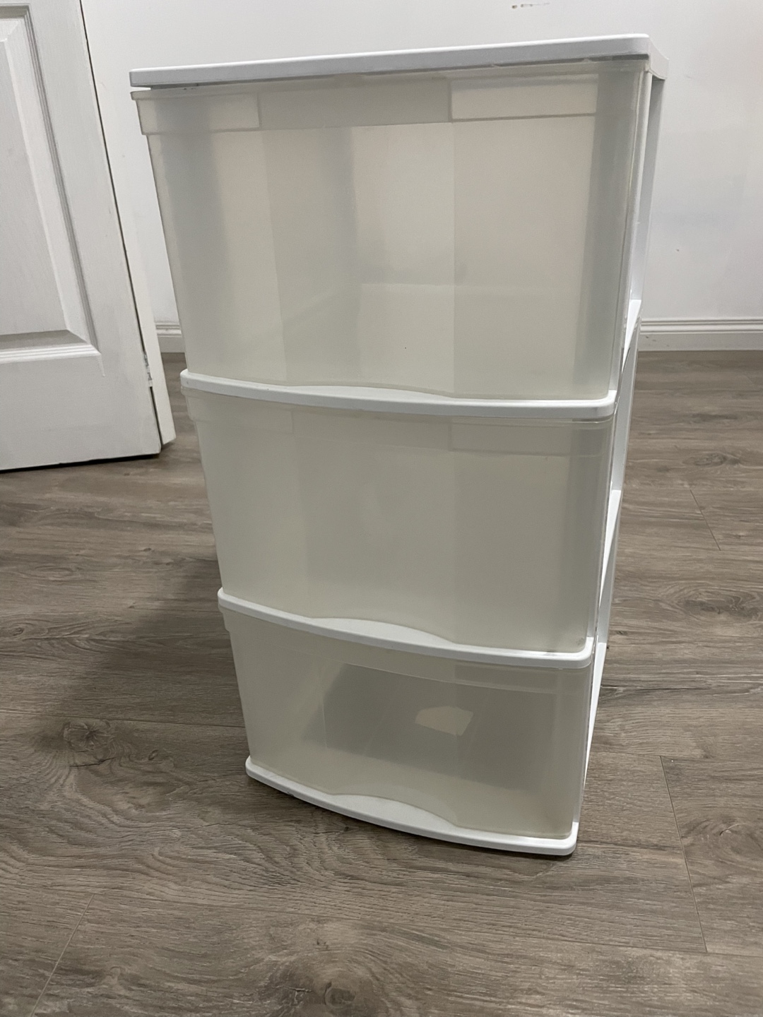 3-Drawer Storage Unit 💚