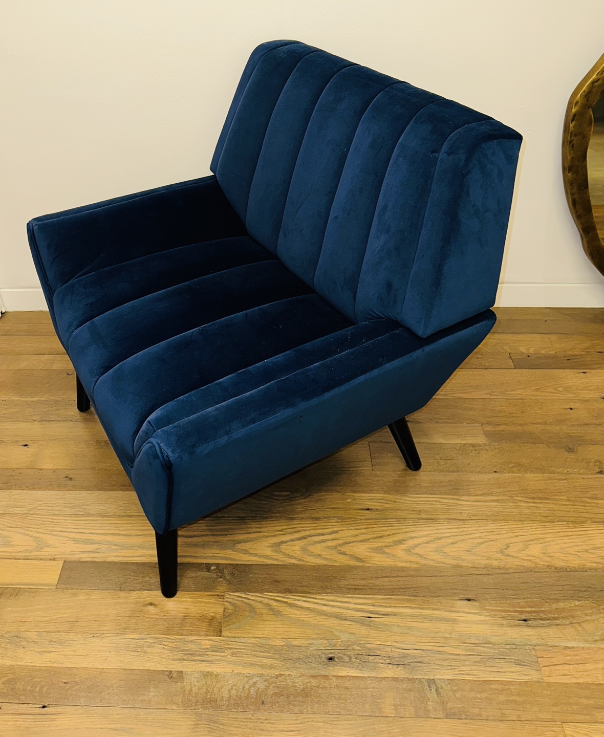 Navy Blue Velvet Accent Chair - photo 3