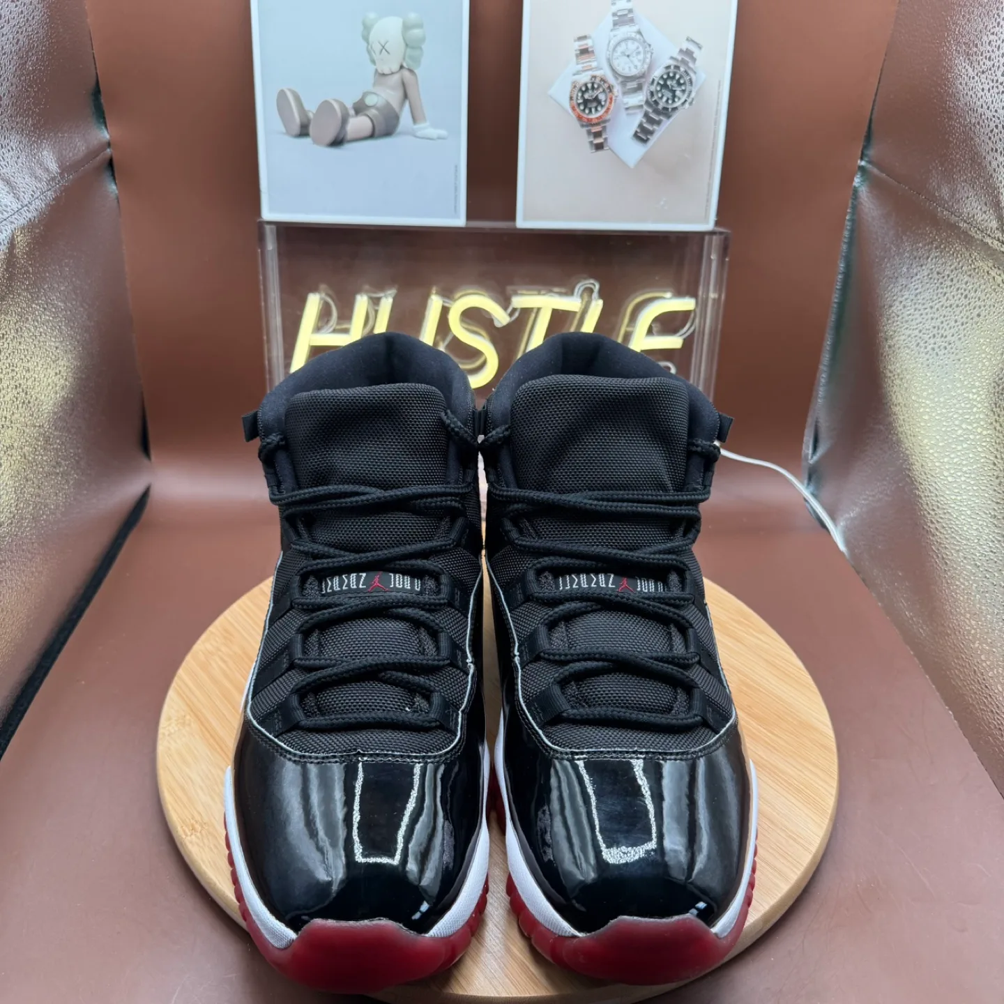 Jordan 11 High “Bred” 2019 Men’s Sz Size 12.5 image indicator(5)