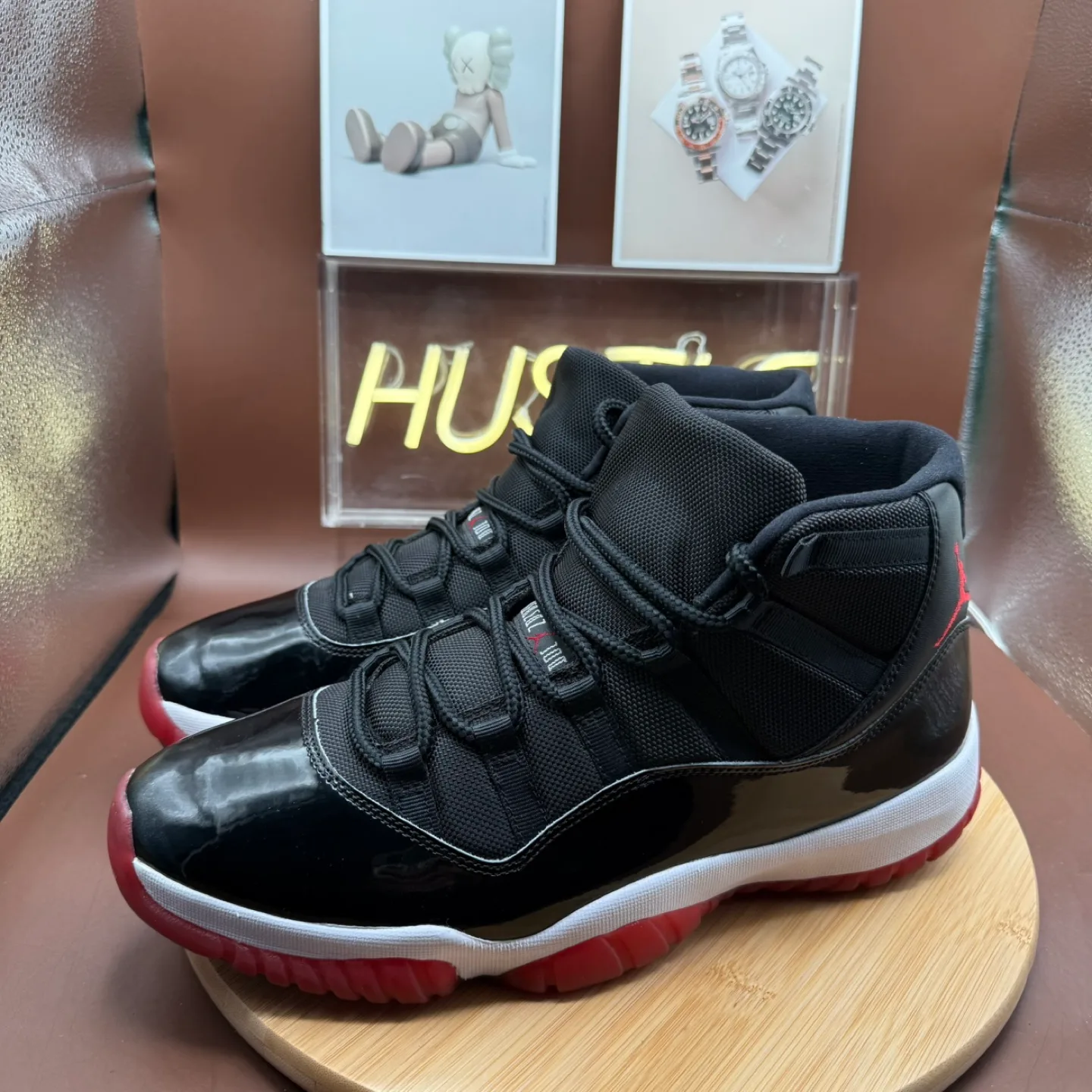 Jordan 11 High “Bred” 2019 Men’s Sz Size 12.5 image indicator(3)