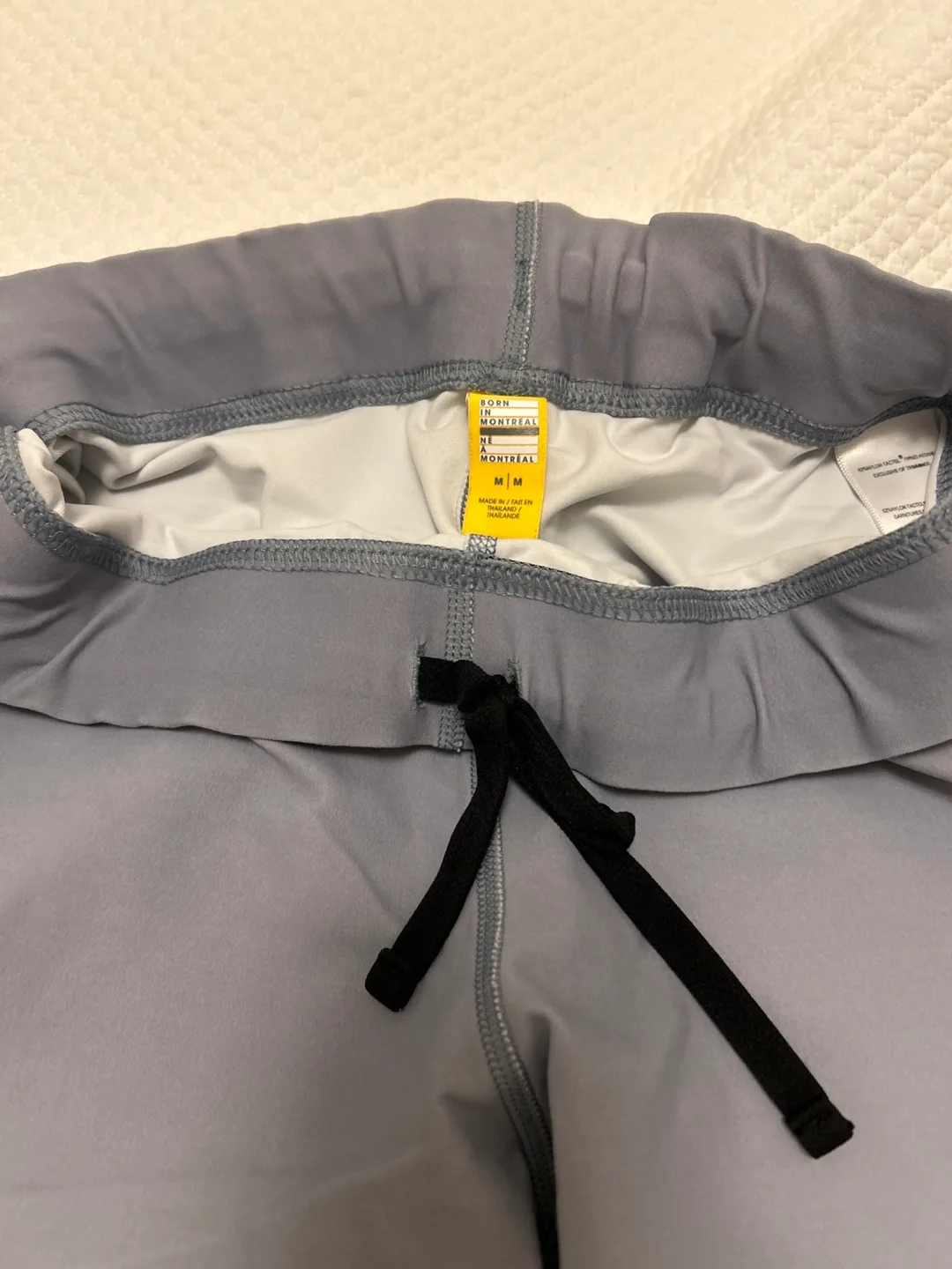 Lole leggings- Size Medium image indicator(2)