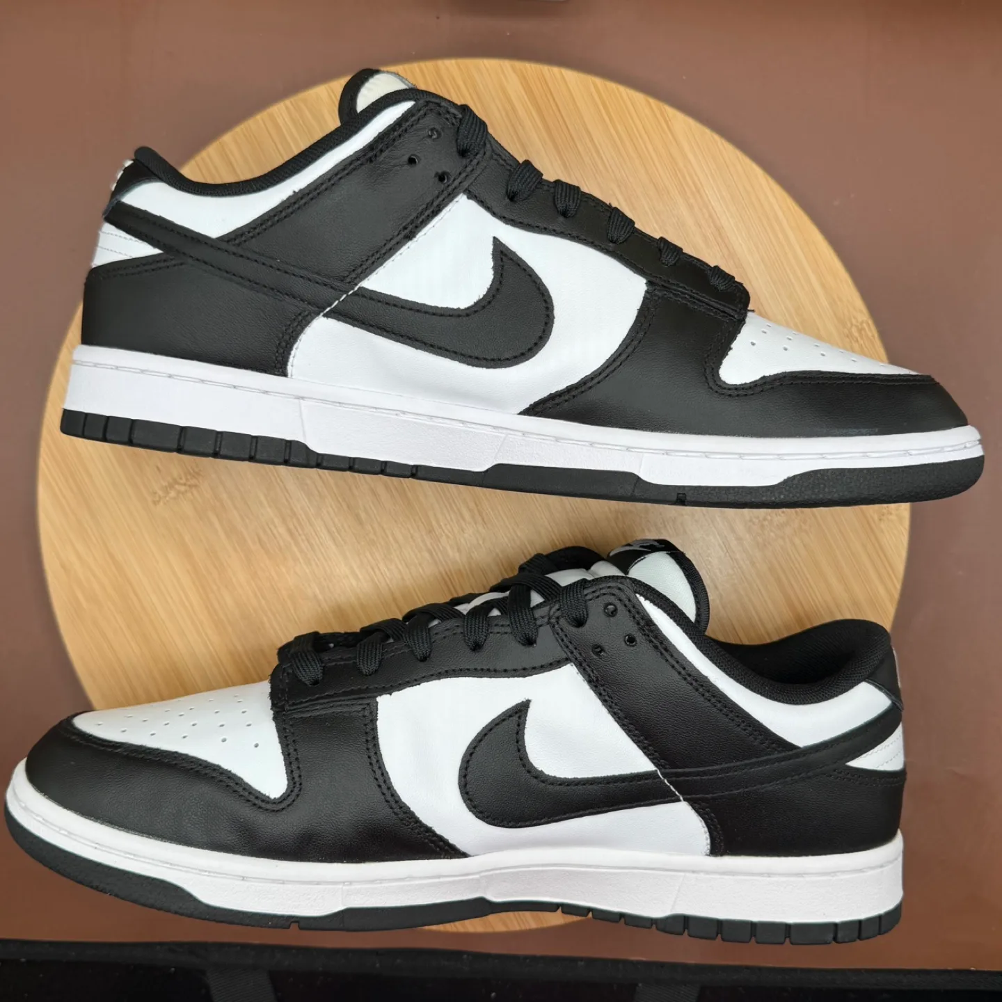 Nike Dunk Low “Panda” Black/White Men’s Sz 11.5 image indicator(9)