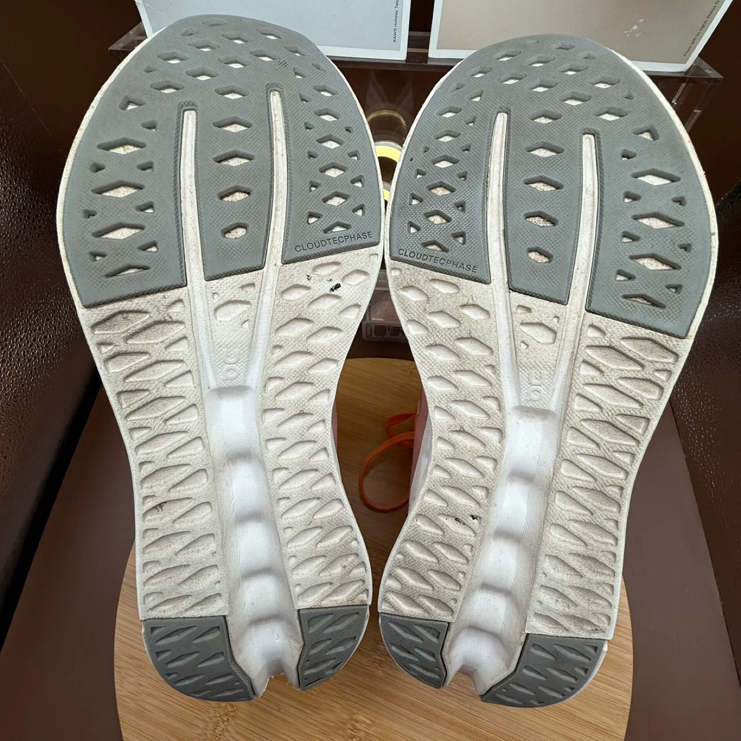 On Cloudsurfer Flame White Men’s Sz 11 image indicator(7)