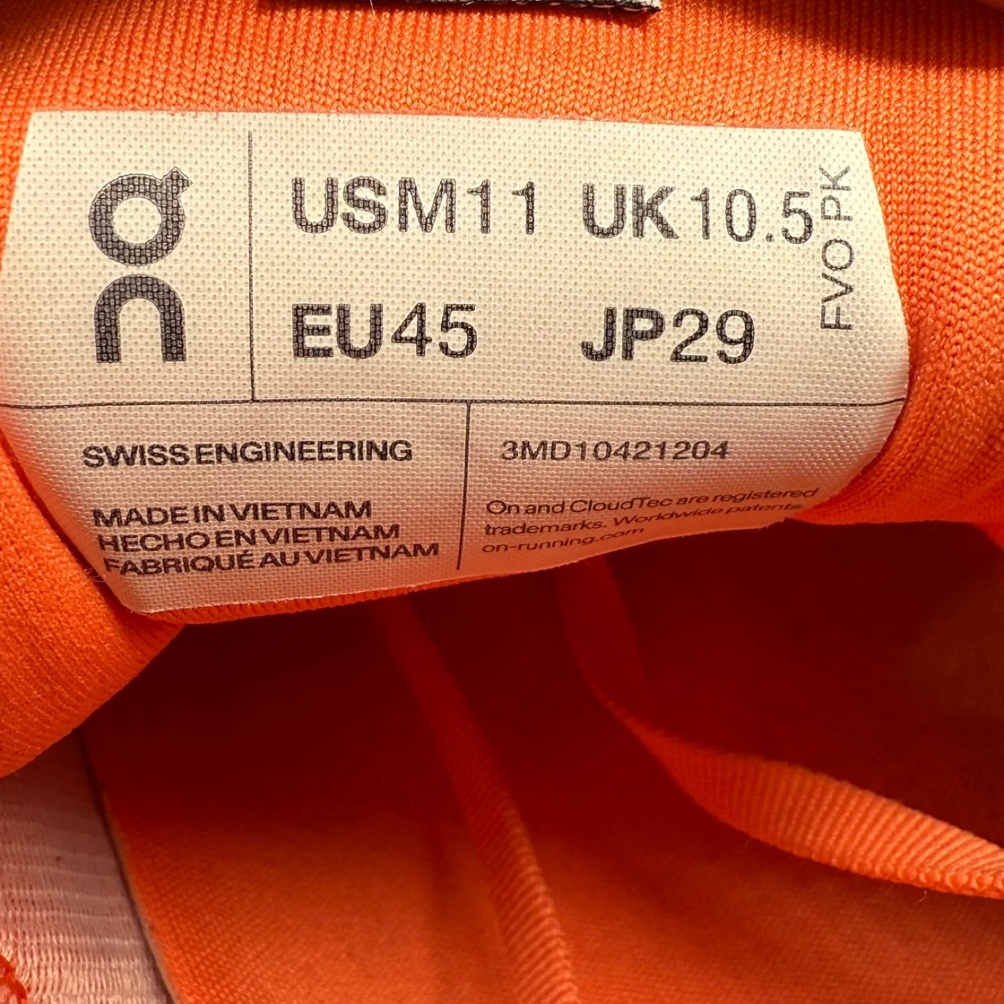 On Cloudsurfer Flame White Men’s Sz 11 image indicator(10)