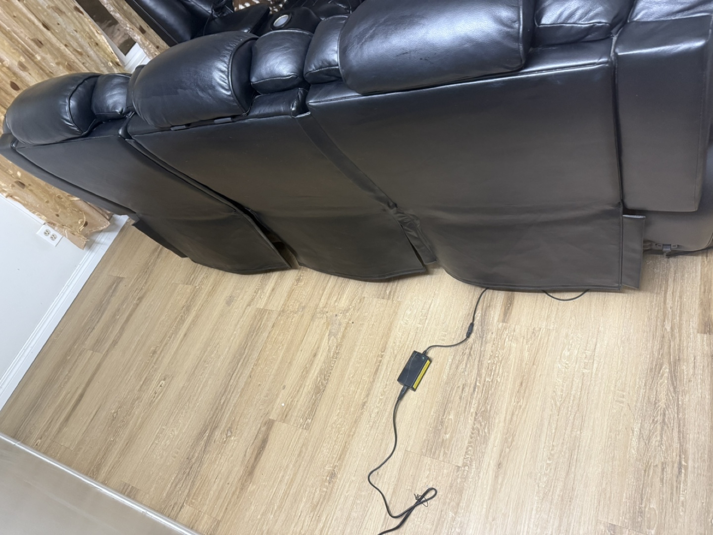 Three-seater Power Recliner Sofa