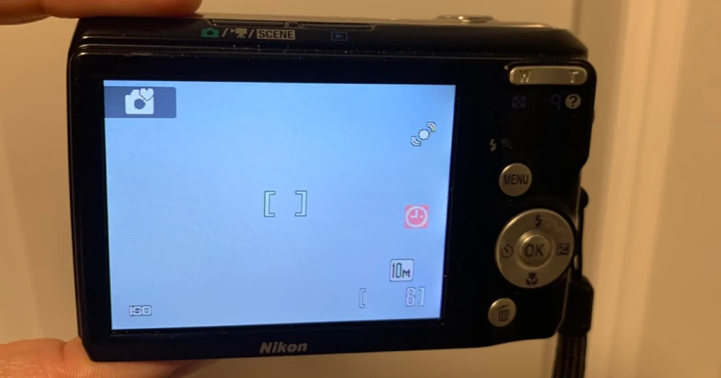 Nikon Coolpix L20 10MP Digital Camera image indicator(3)