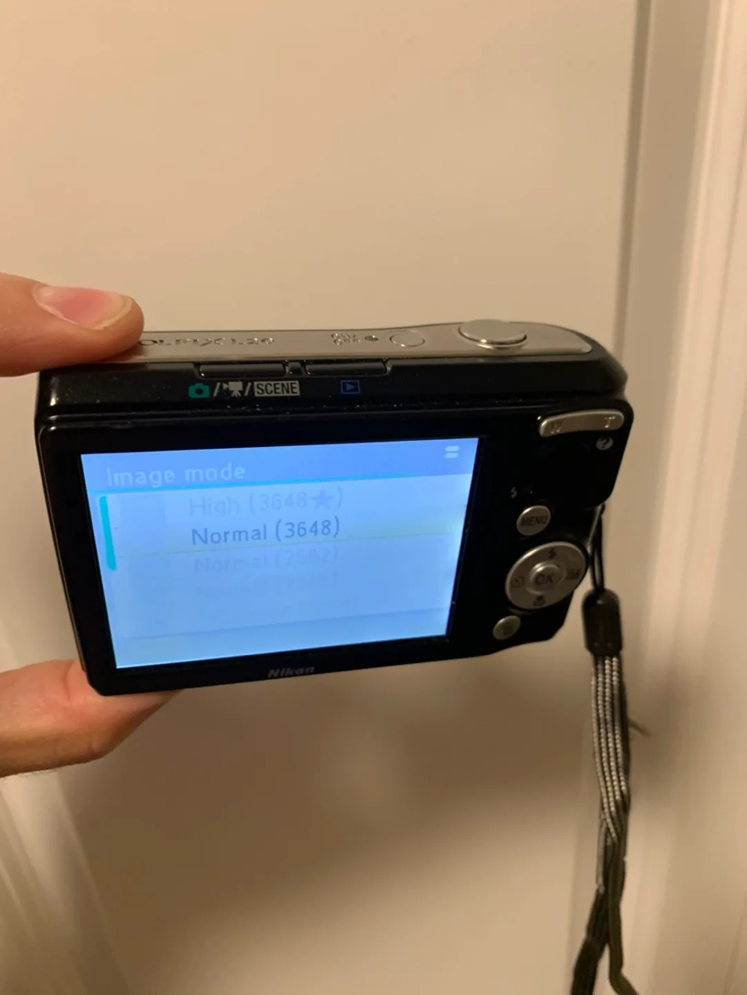 Nikon Coolpix L20 10MP Digital Camera image indicator(4)