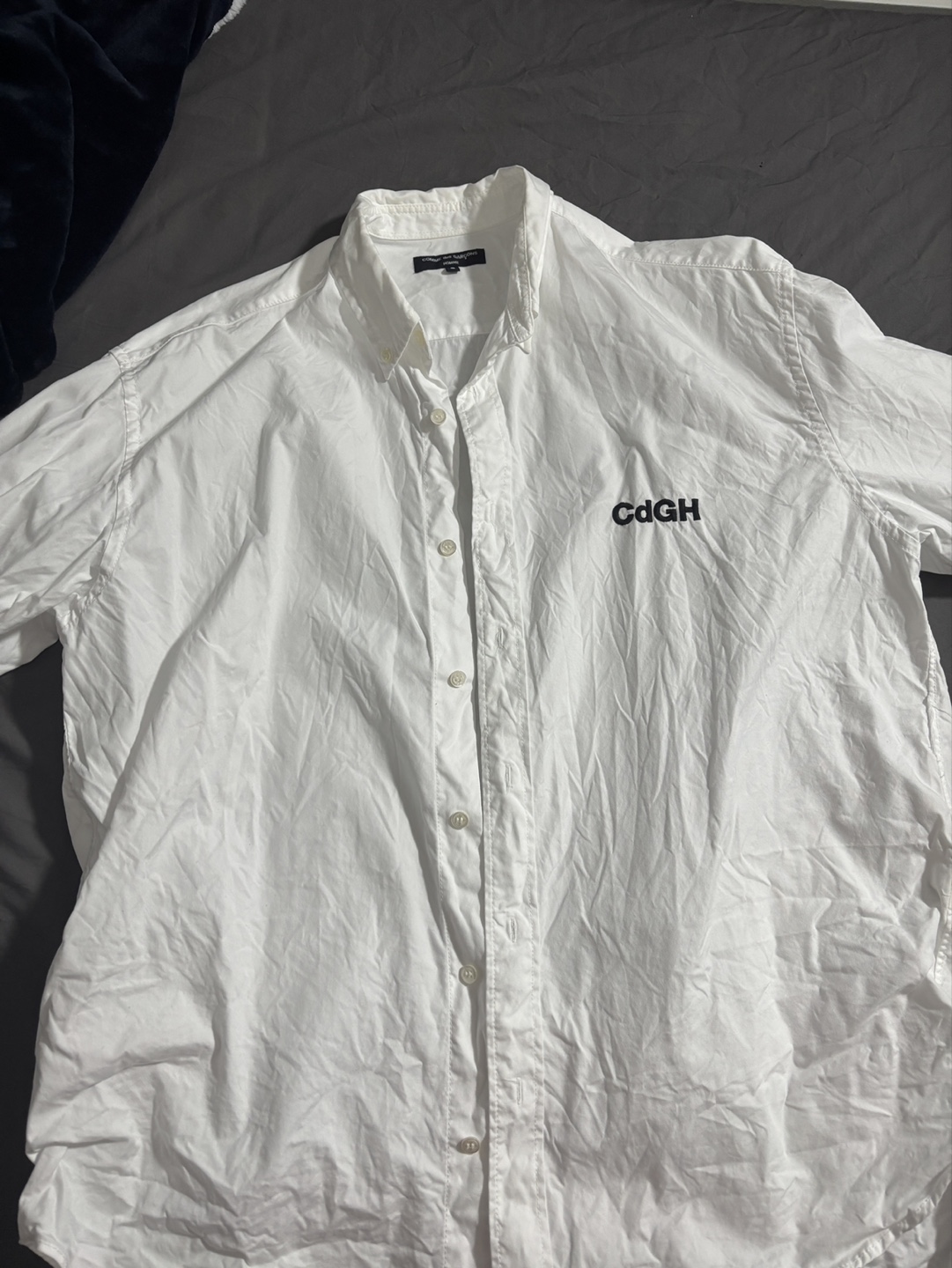 CdGH White Shirt Size Small