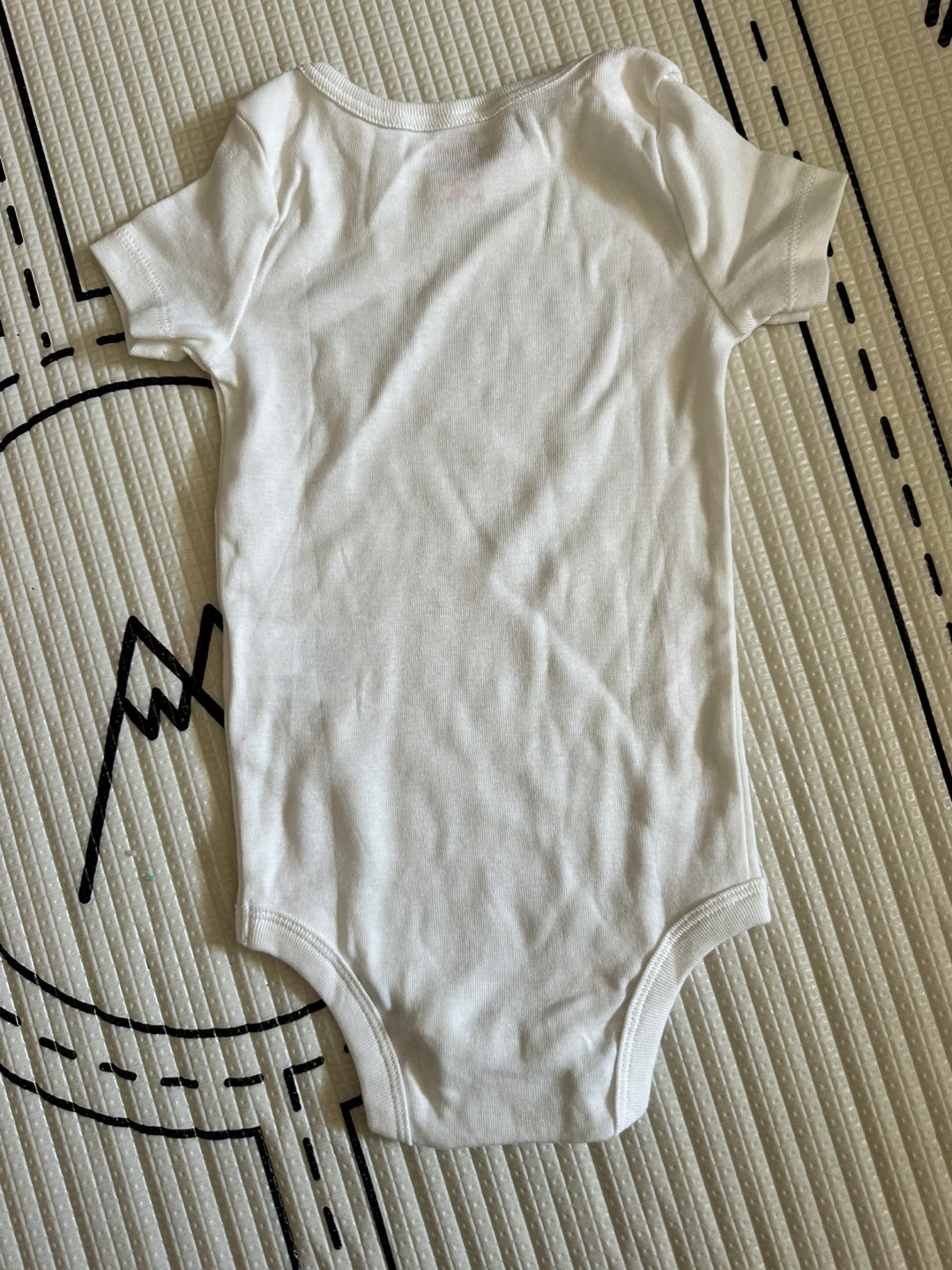 Three Joe Fresh Baby Bodysuits - 6-12 Months - photo 2