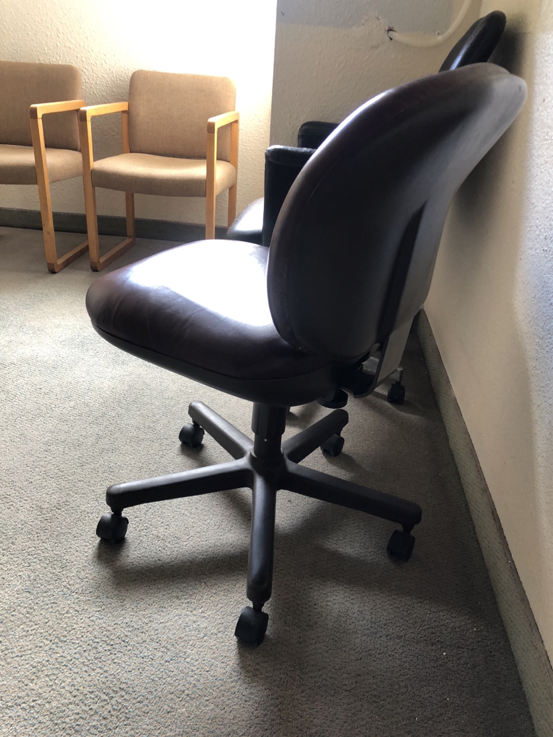 Two Leather Office Chairs - photo 4