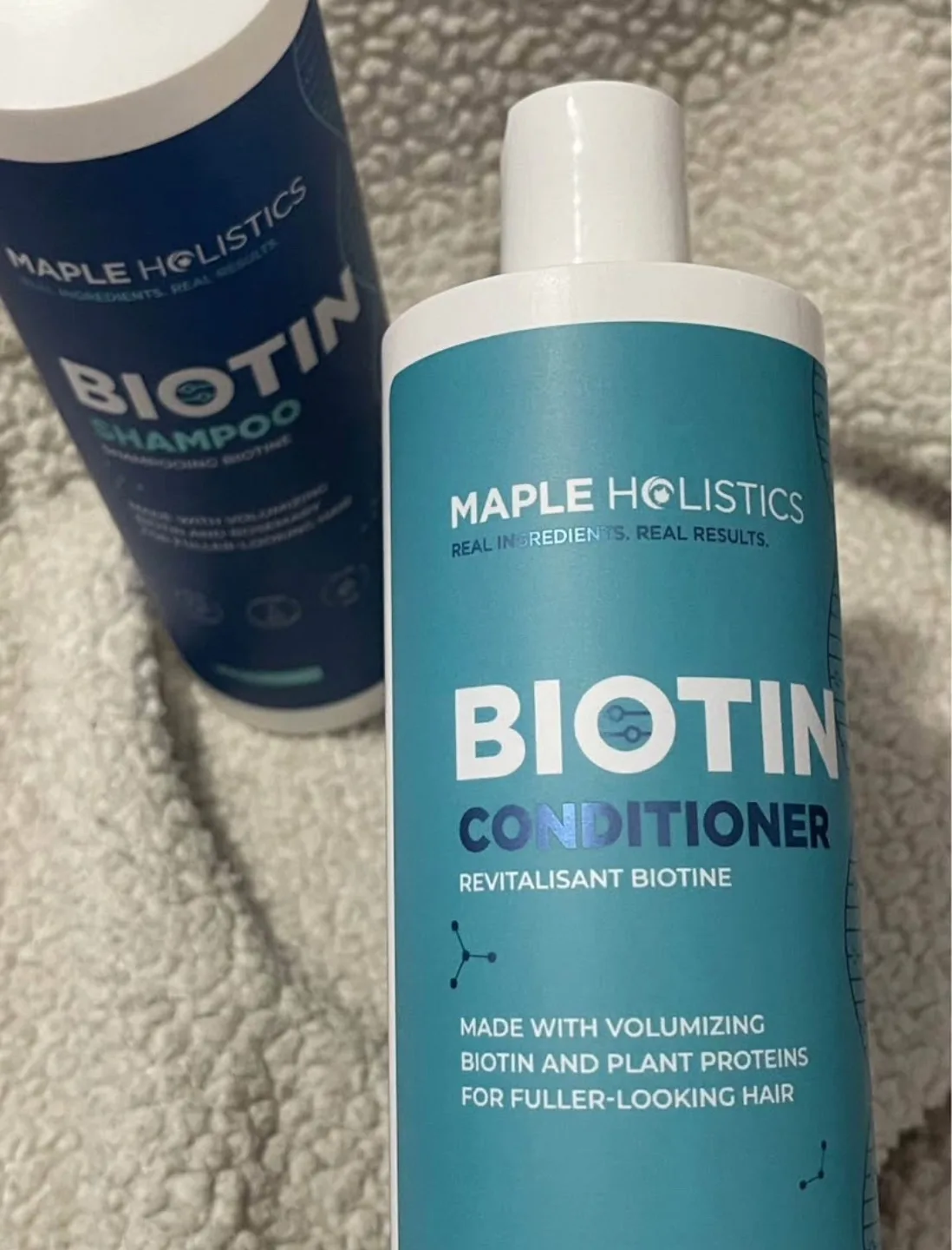 Maple Holistics Biotin Shampoo & Conditioner Set image indicator(9)