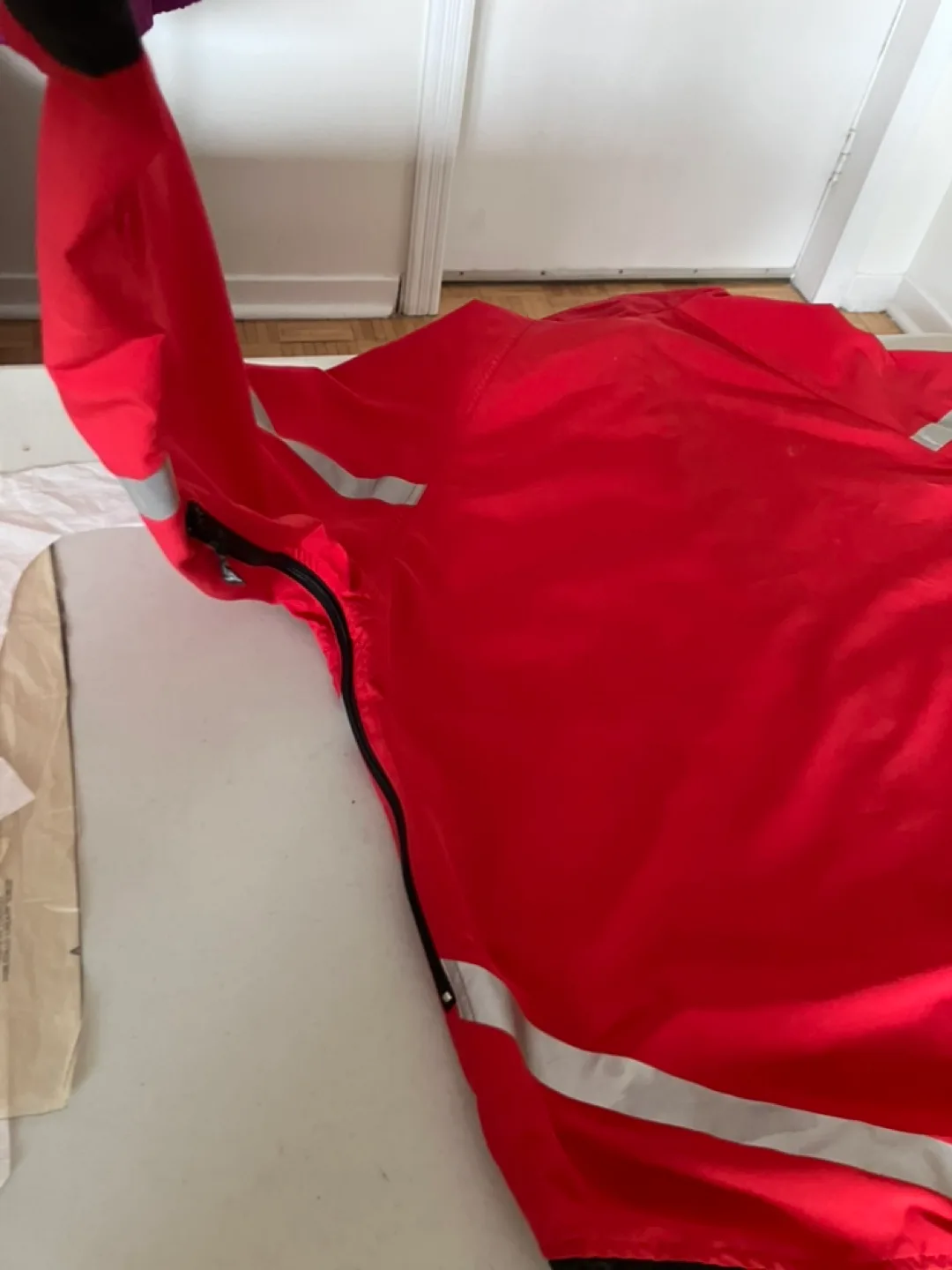 Running Room Fit-Wear Red Running Jacket image indicator(5)