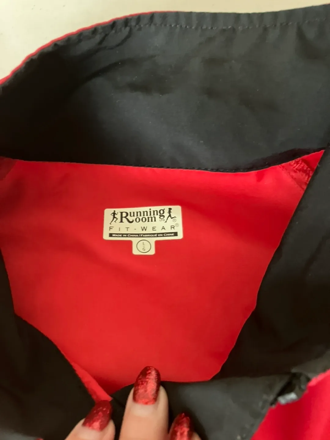 Running Room Fit-Wear Red Running Jacket image indicator(3)