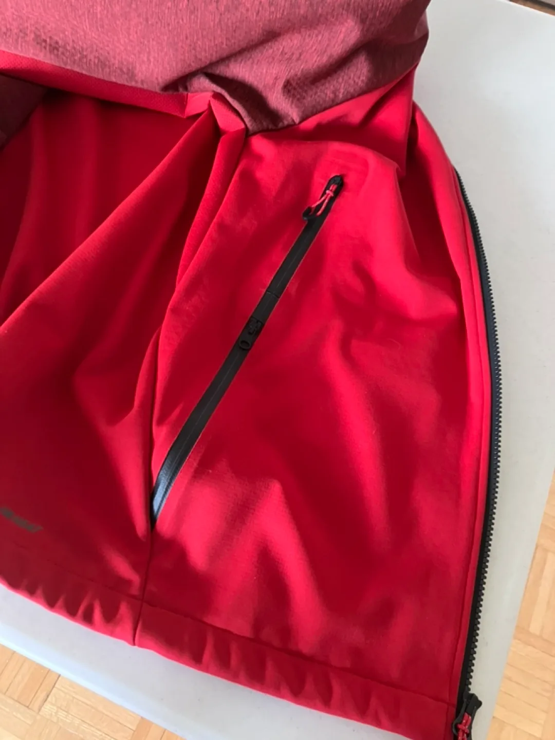 New Balance Men's Large Red Softshell Jacket image indicator(5)