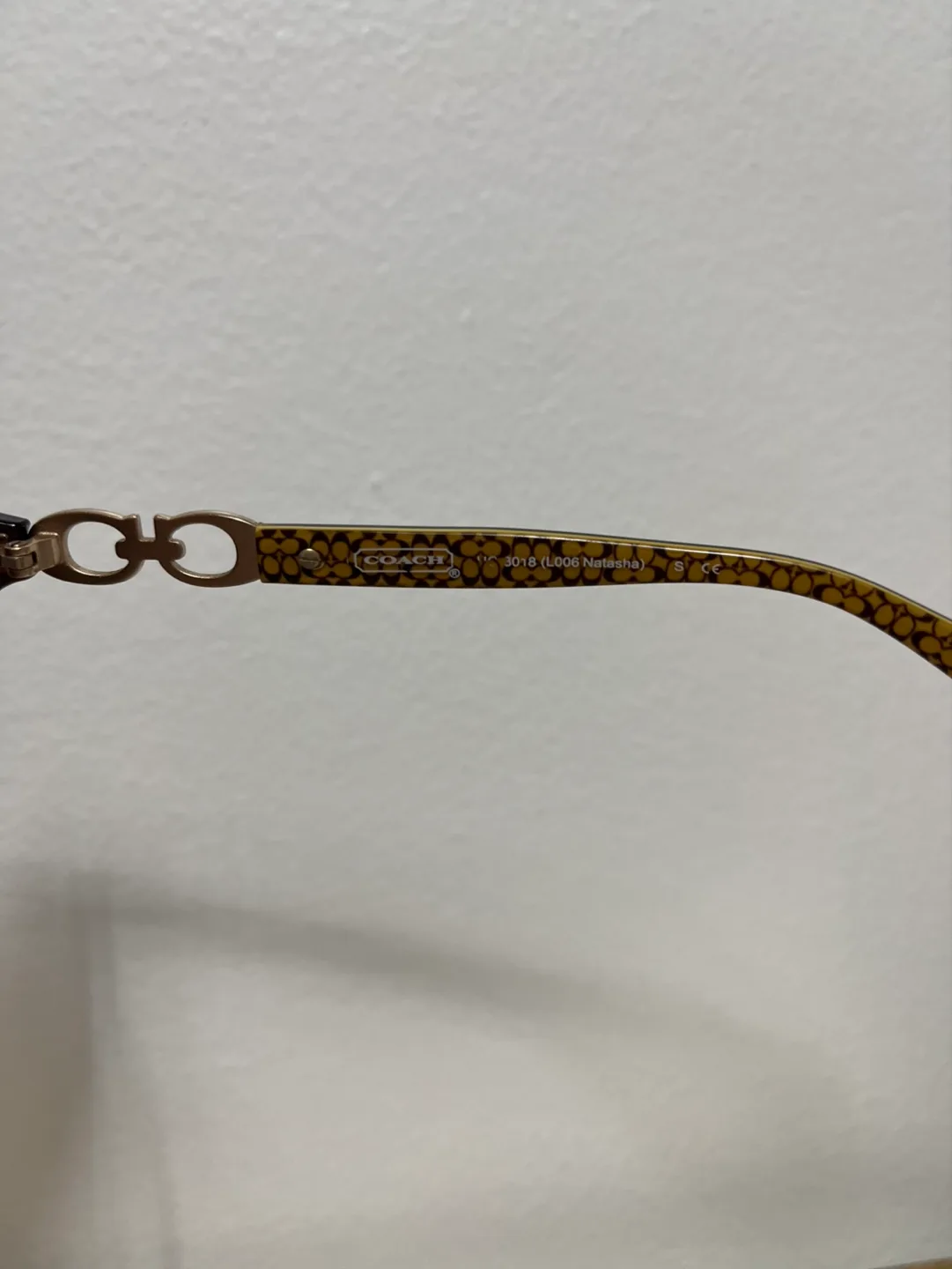 Coach Sunglasses 3018 Natasha Brown Gradient Lenses image indicator(5)