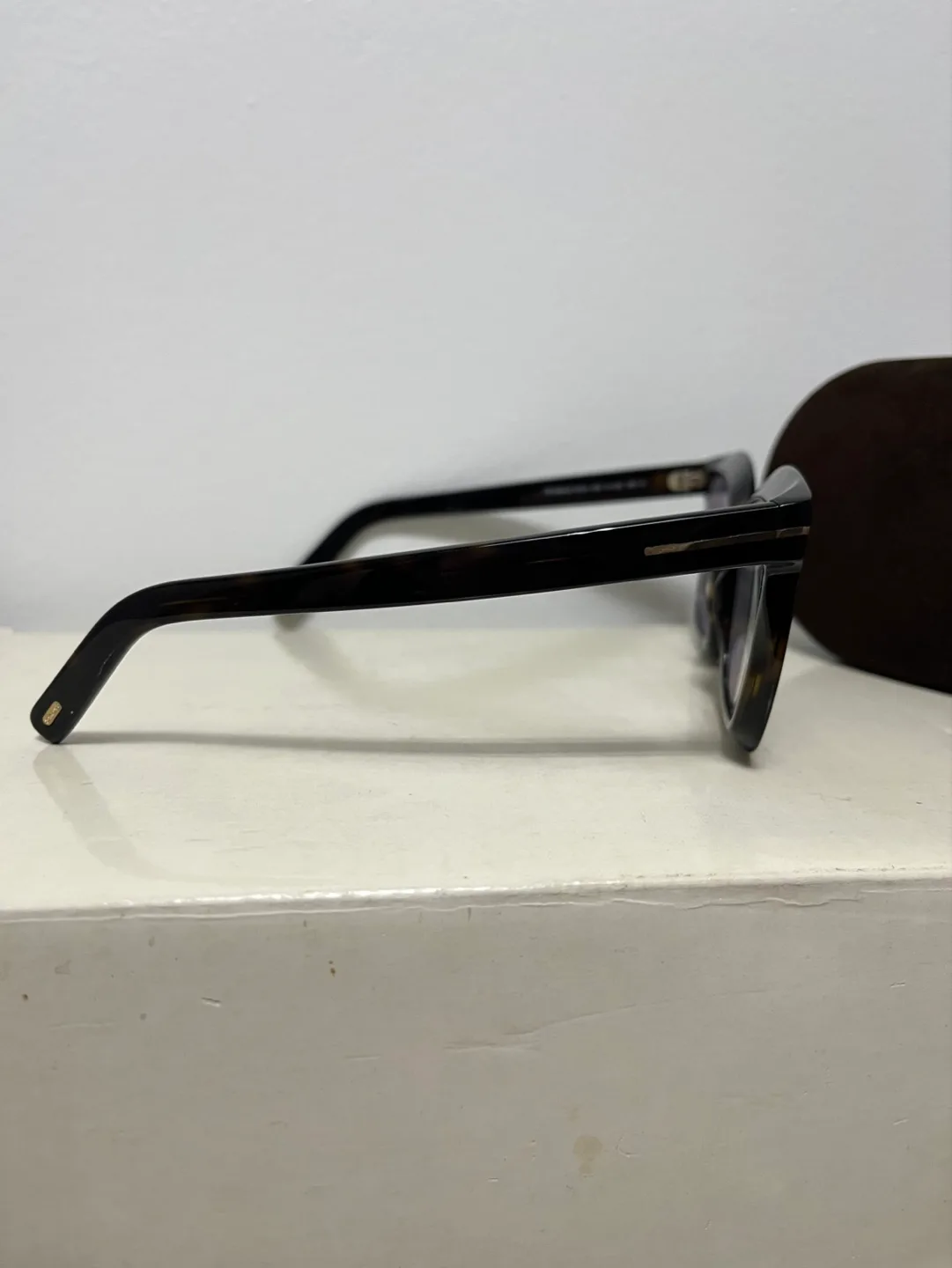 Tom Ford Eyeglasses - Tortoise Shell image indicator(2)