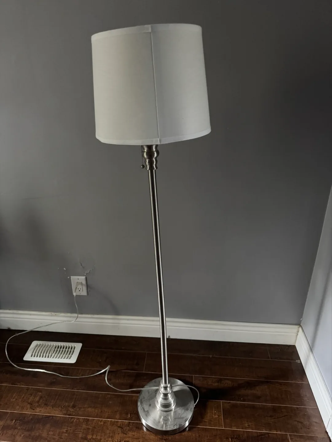 Sleek Modern Floor Lamp with Off-White Shade image indicator(3)
