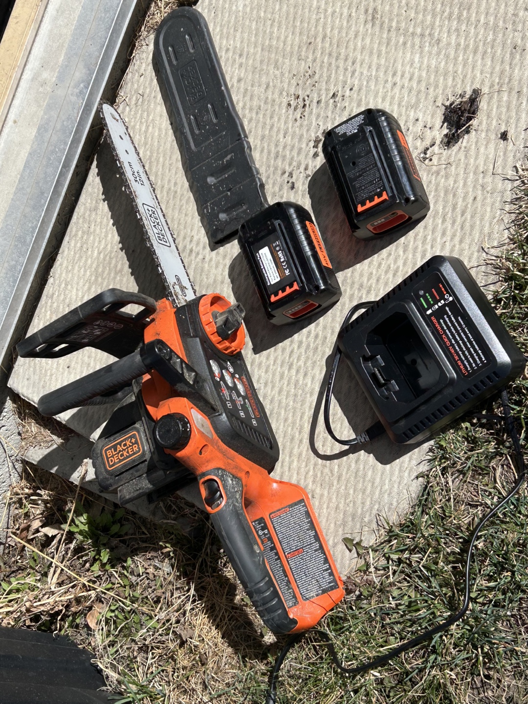 Black+Decker 40V Cordless Chainsaw