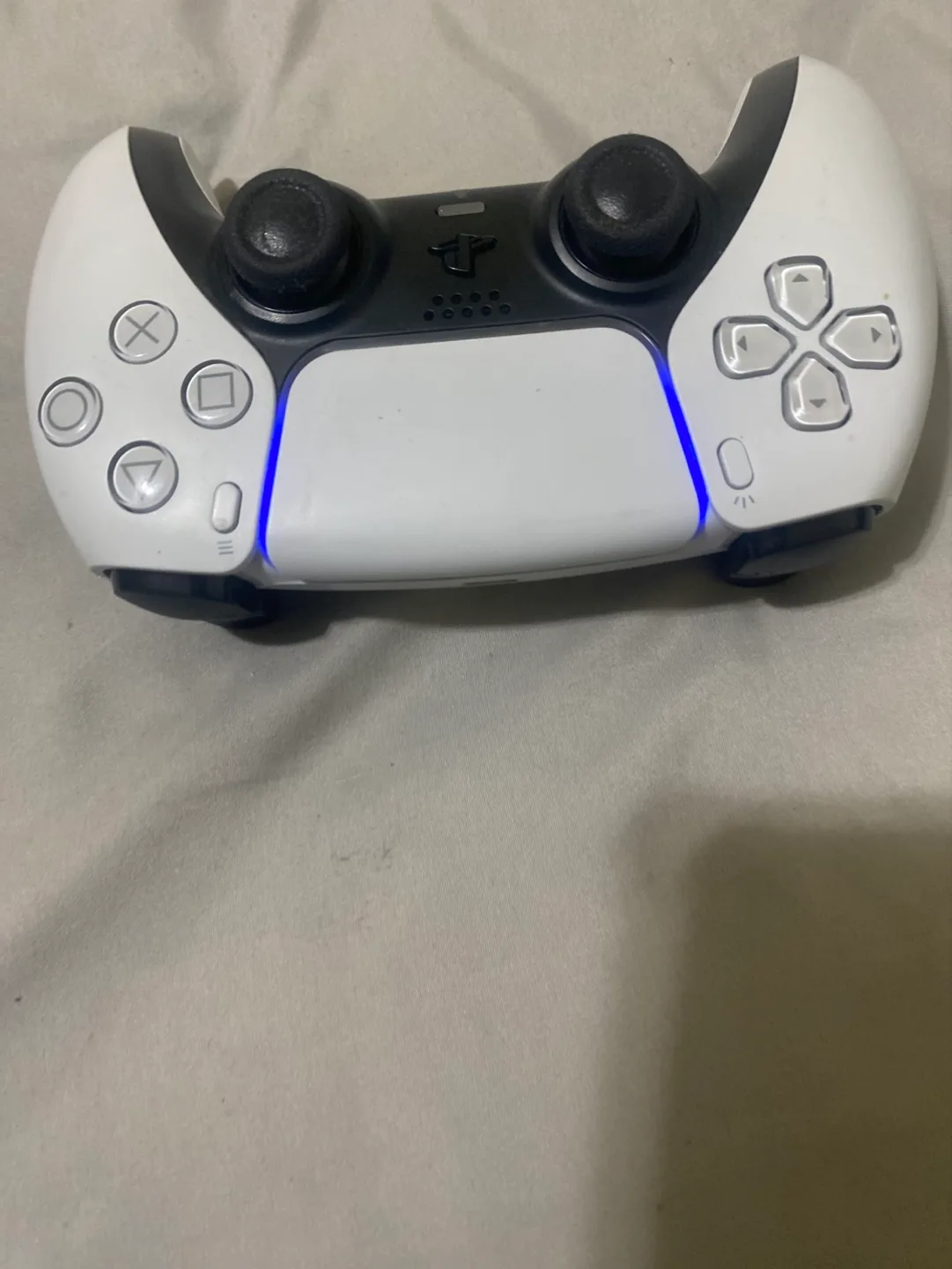 PS5 DualSense Wireless Controller - White thumbnail