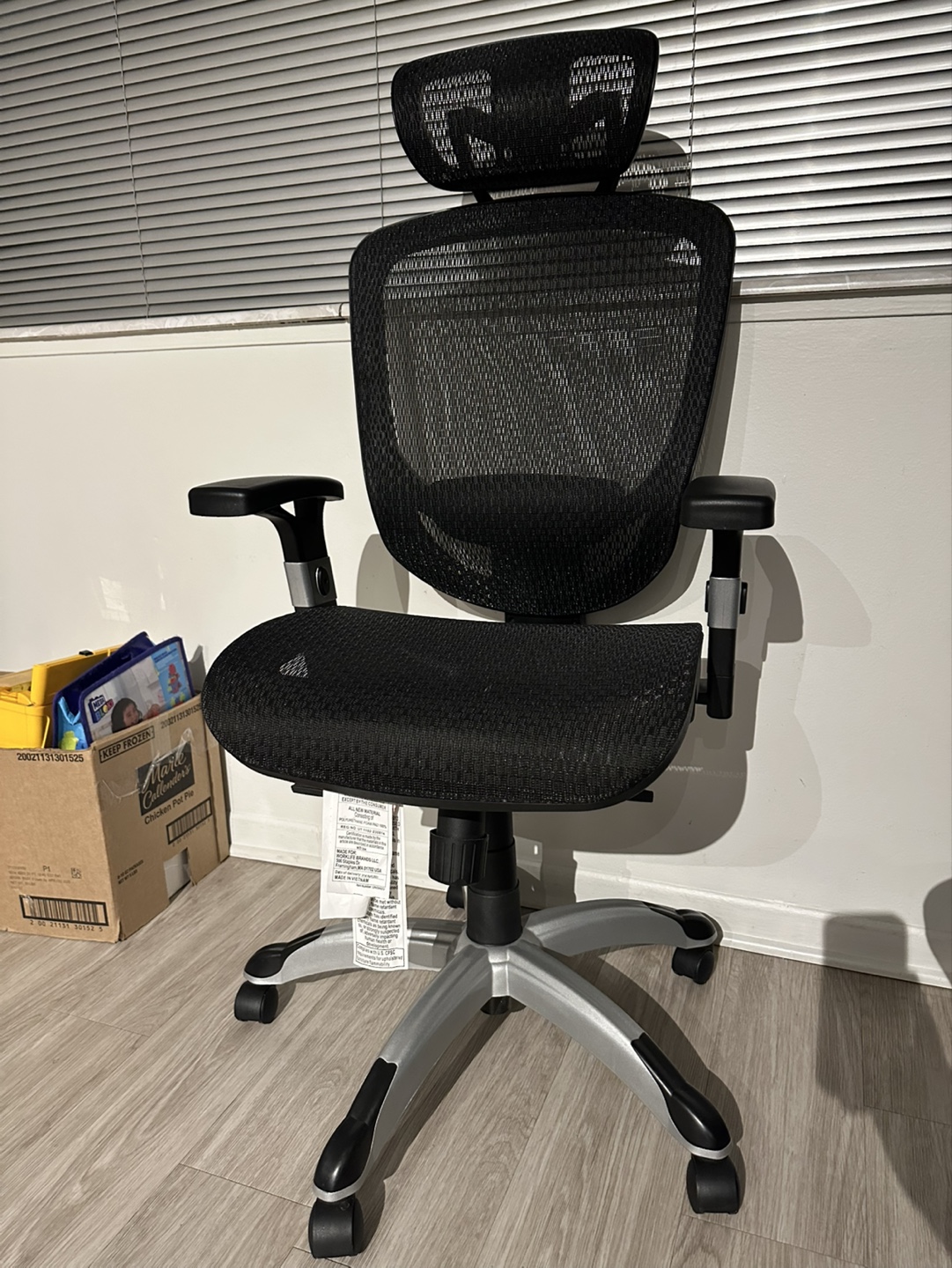 Mesh Office Chair with Headrest - photo 2