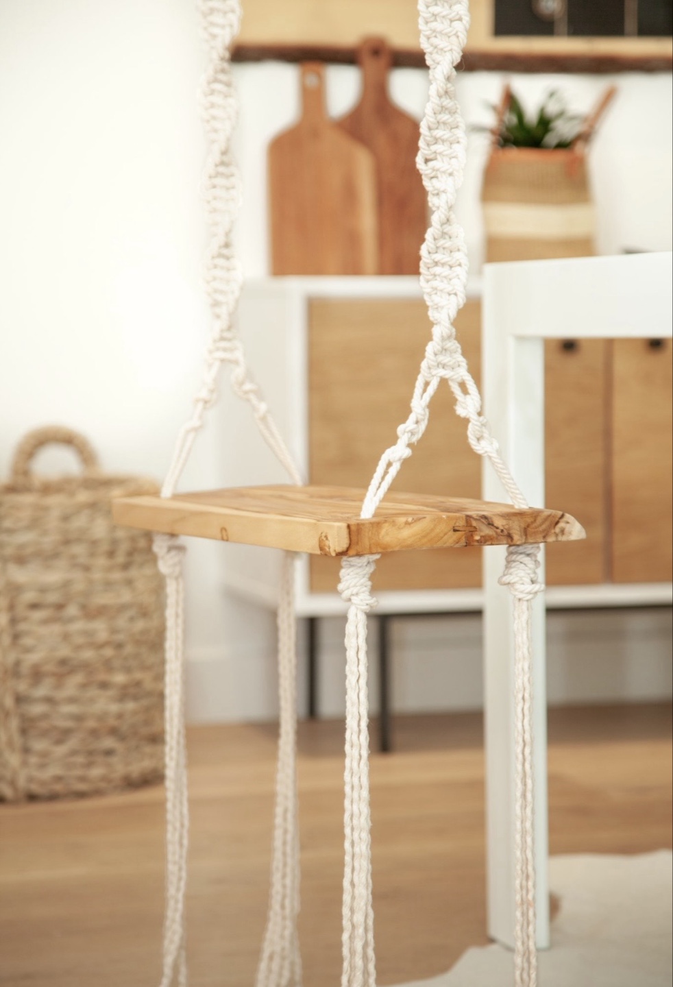 Indoor swing . Seating for adults .