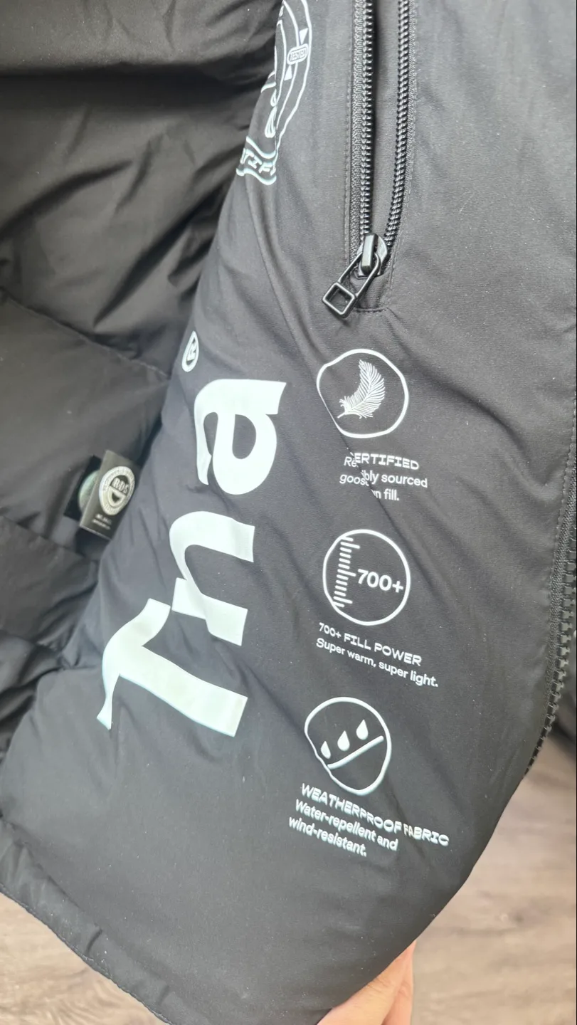 Aritzia Super Puff Vest - Black - Size 2XS image indicator(3)