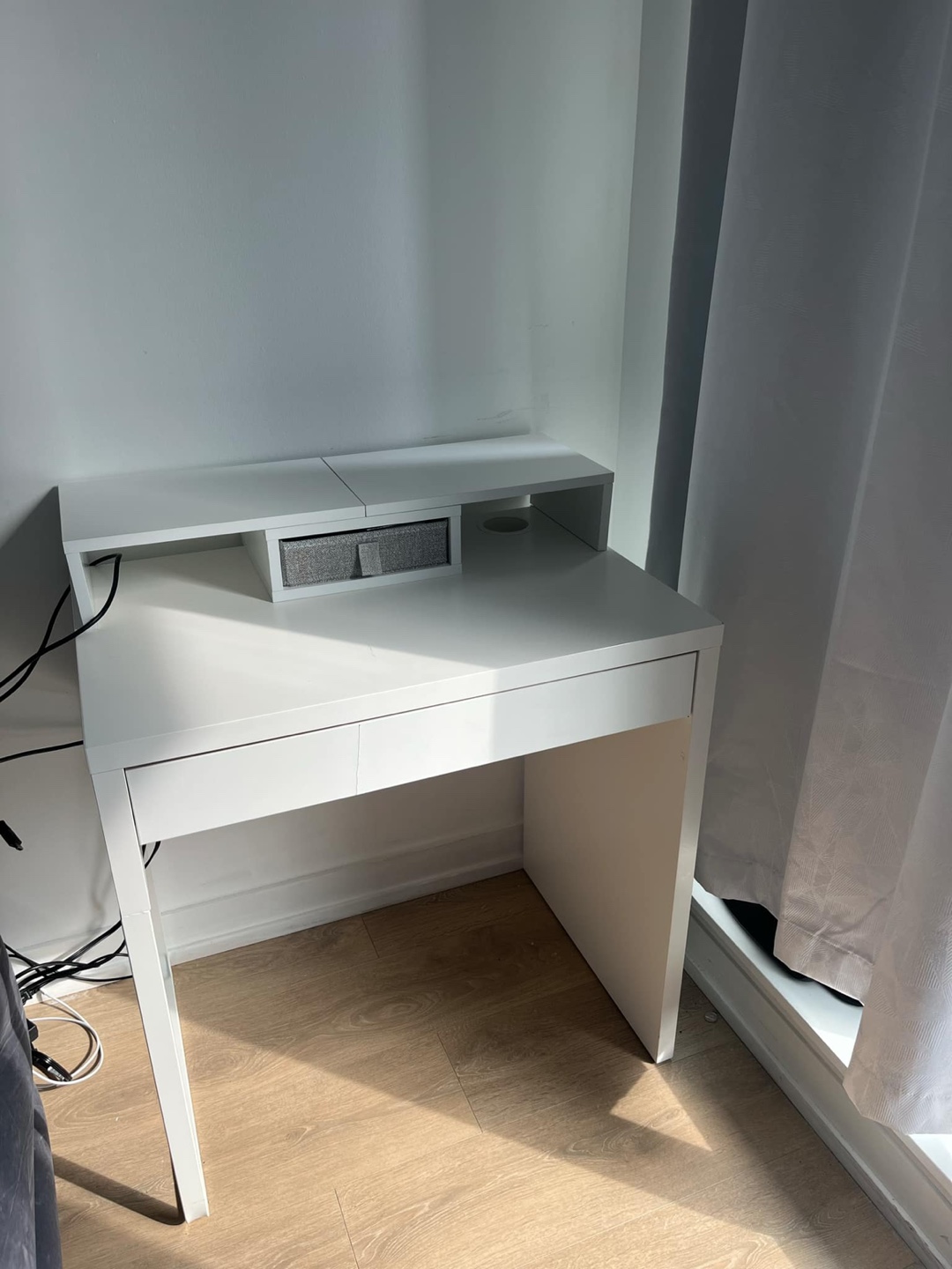 IKEA MICKE DESK WITH MONITOR RISER - photo 3