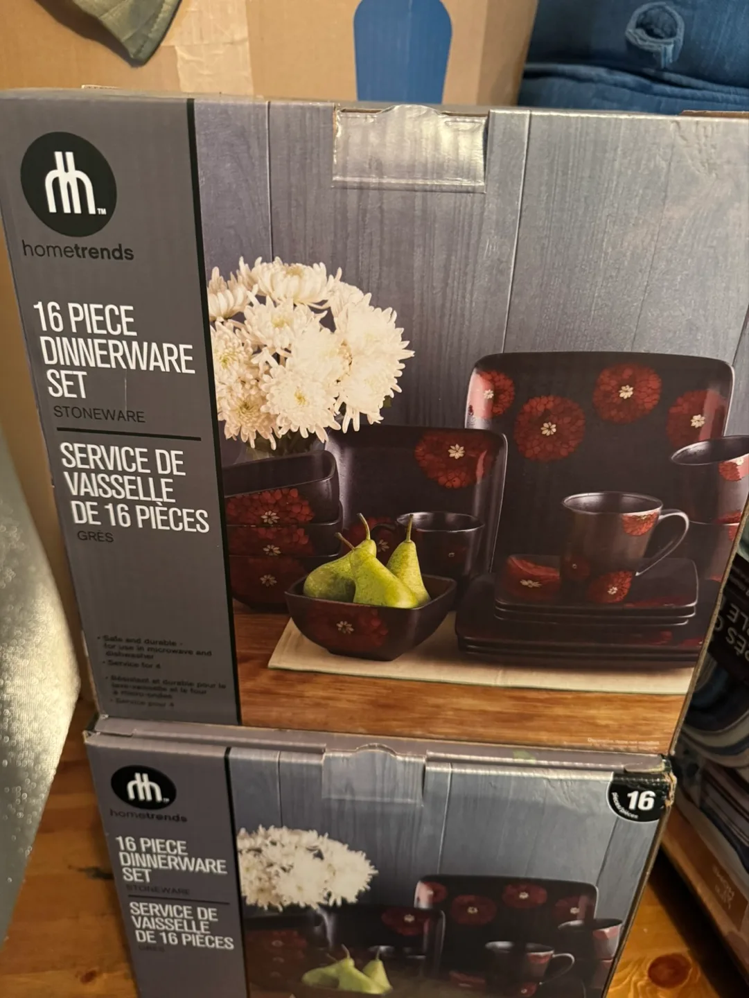 Hometrends 16-Piece Stoneware Dinnerware Set image indicator(5)