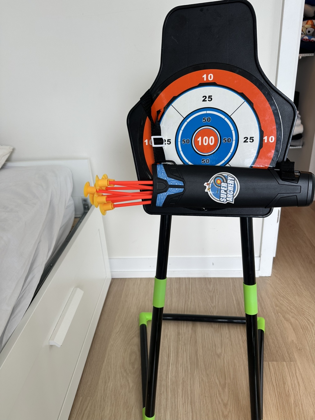 Super Archery Set with Target and Arrows - photo 2