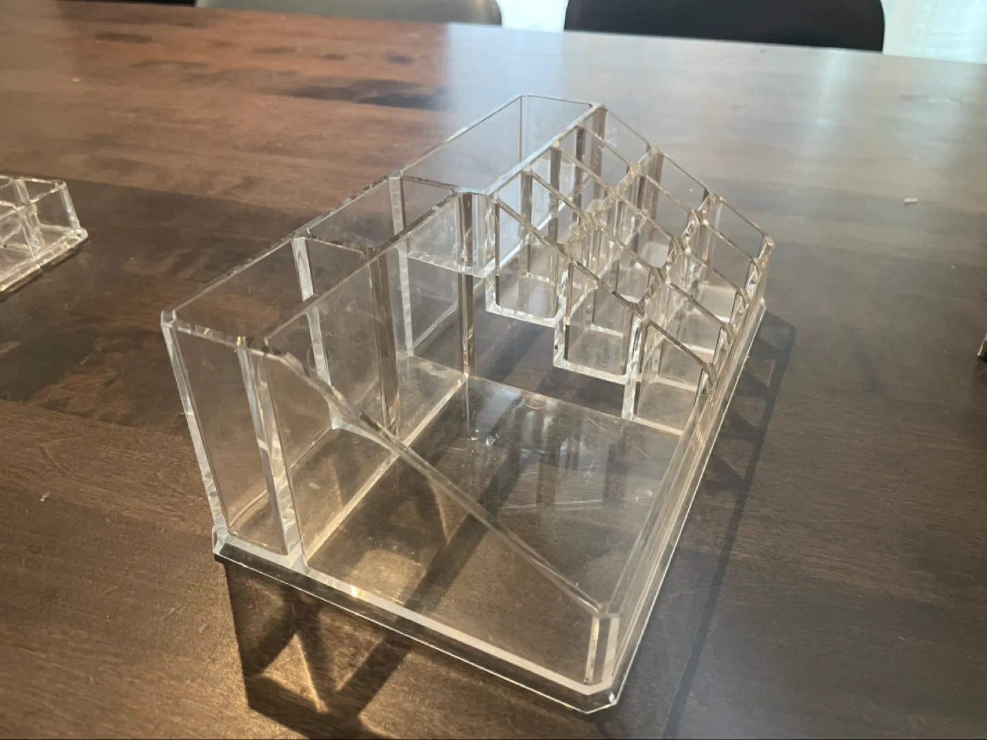 Clear Acrylic Makeup Organiser image indicator(2)