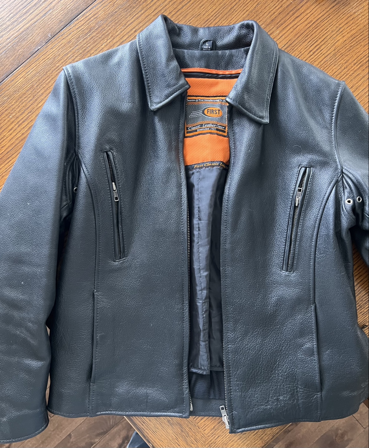 🥕First Classics Women's Leather  motorcycle jacket