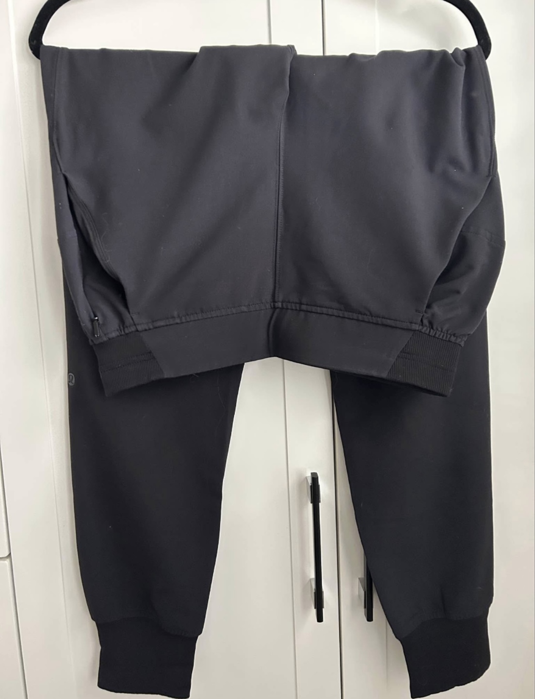 Lululemon Black Joggers - photo 3