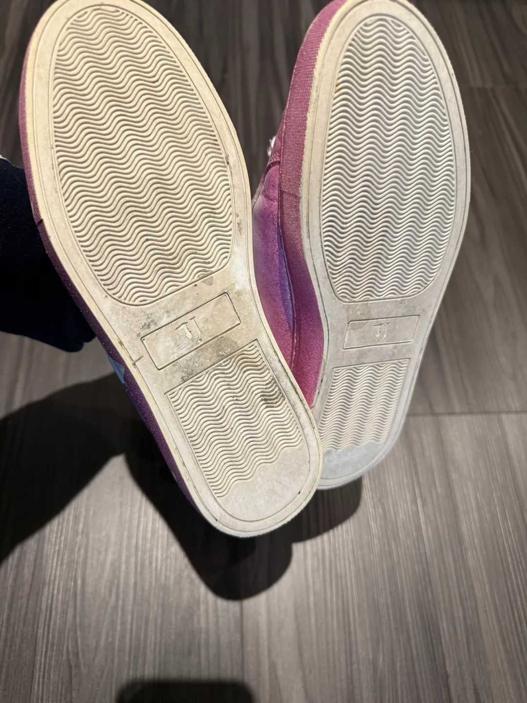 Girls' Pink & White Star Sneakers image indicator(2)