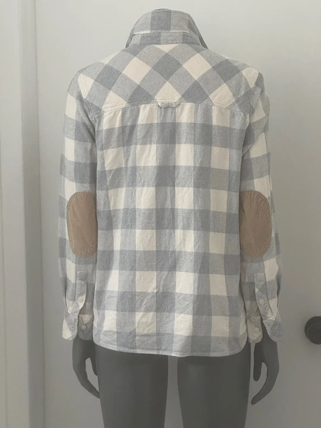 Roots Canada Women's Flannel Shirt - Size M image indicator(2)