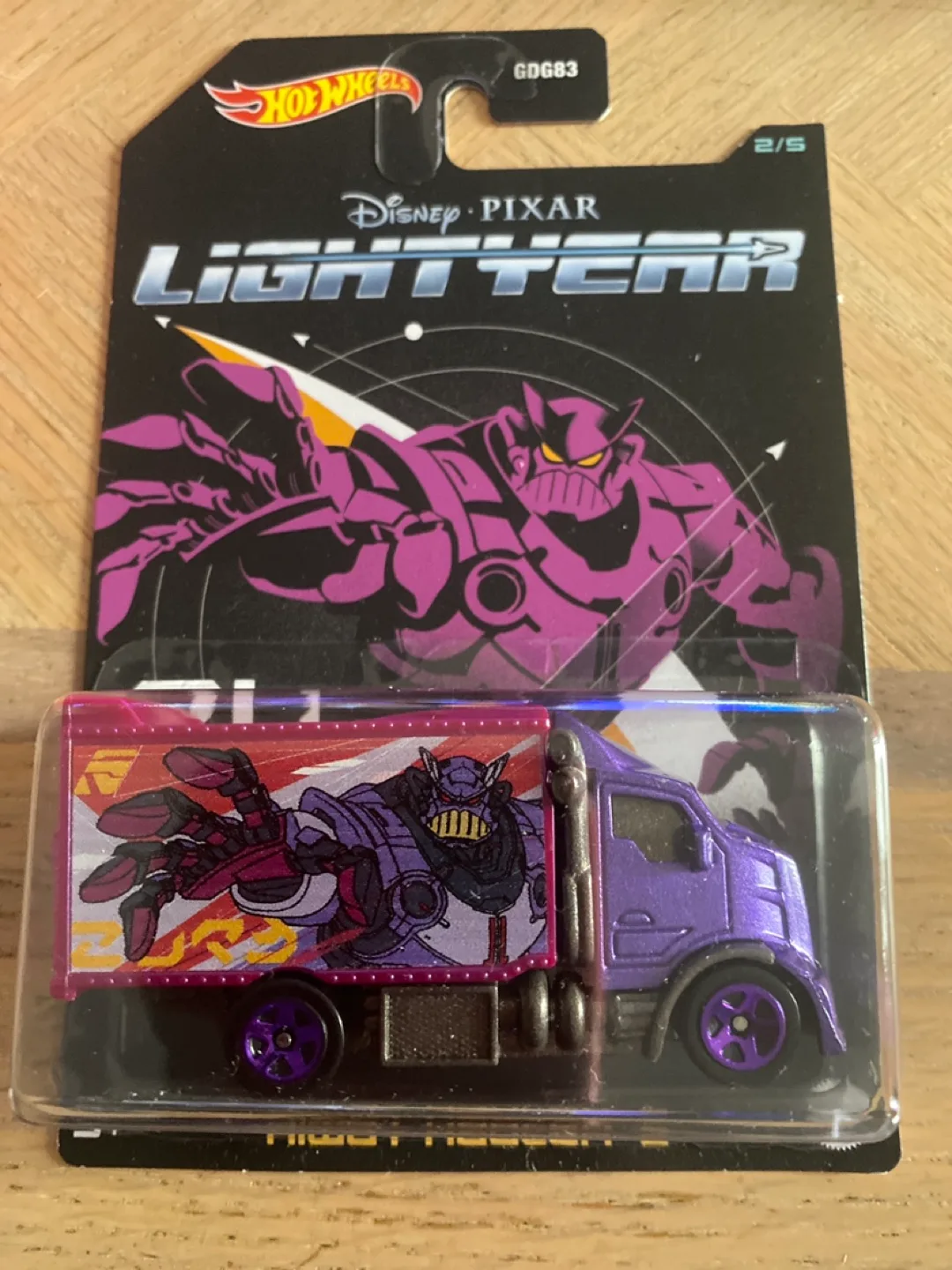 Hot Wheels Disney Pixar Lightyear 5-Pack Collection image indicator(4)