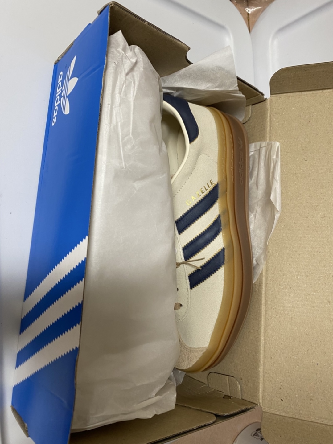 Adidas shoes for women - photo 2