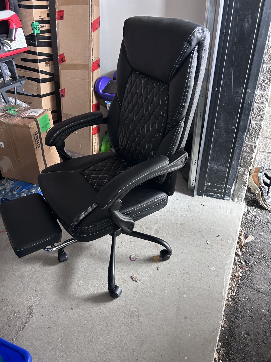 Executive Office Chair with Footrest - photo 2