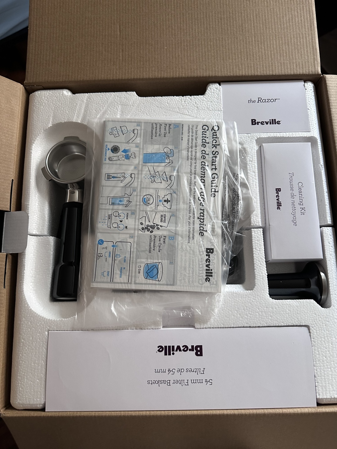Breville Barista Pro Espresso Machine - BES878BST - New in Box - photo 3